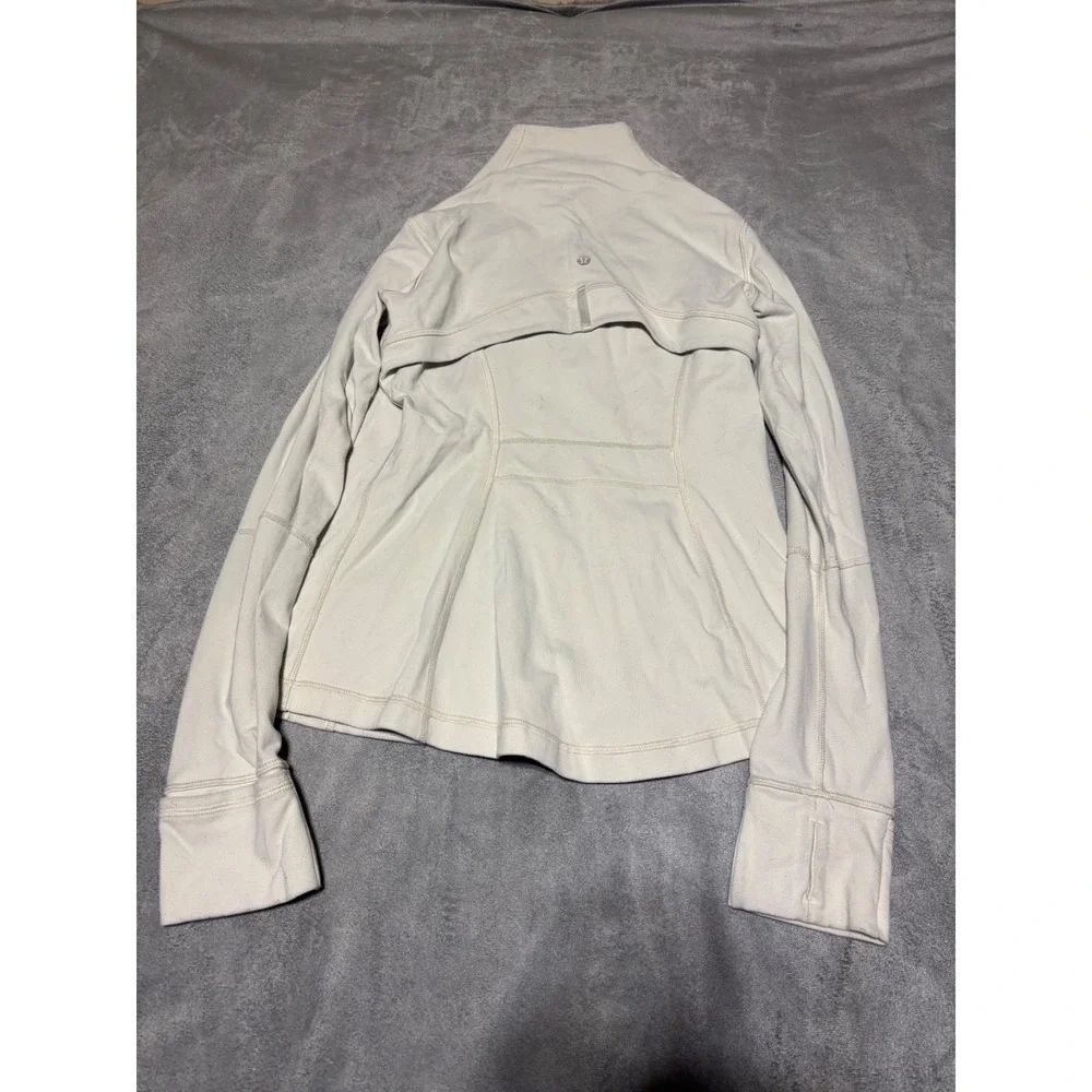 Lululemon Women Size 8 White Full Zip Define Jacket Wear Piling W4AWKS